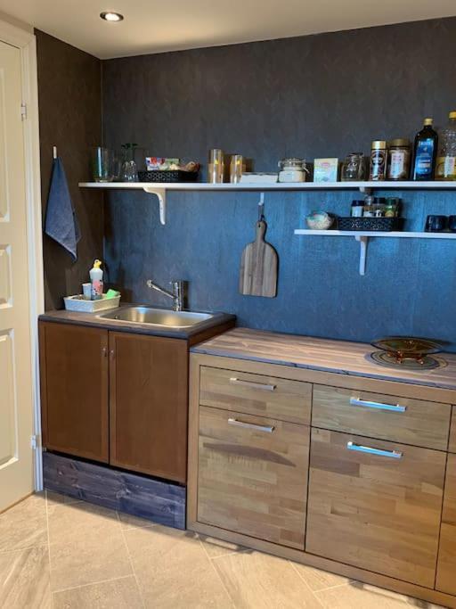 Apartamento Hybel I Underetasje 700m Fra *